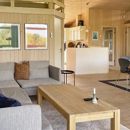 8 Person In 4* Saltum